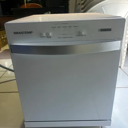 Lava louça Brastemp 8 serviço branca 1 ano de uso