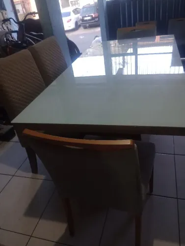 Promoção pra hoje!Jogo de mesa c/6 cadeiras 899,00