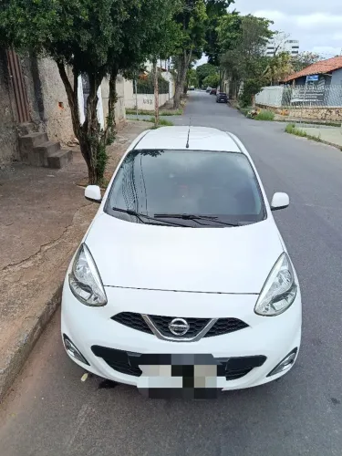 Nissan March SV 1.6 16V Flexstart 5P Mec. 2017