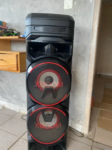 ? LG XBOOM Torre de Som - Potente, Conservada e Funcionando Perfeitamente