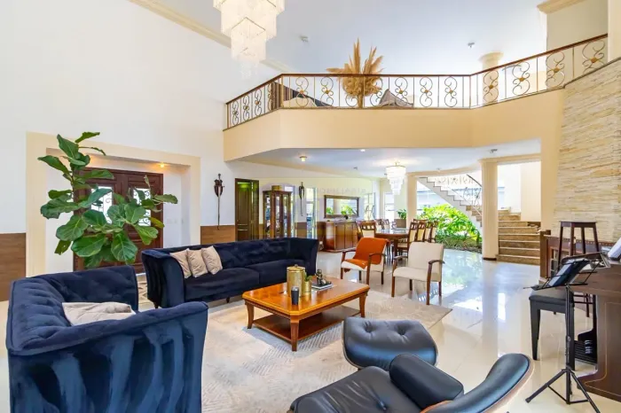 Casa em Condomínio 4 dormitórios à venda Pineville Pinhais/PR