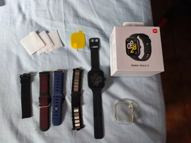 Kit Redmi Watch 4 Impecável (ÚnicoDono/ PoucoUso) + 4 pulseiras extras + 4 películas+ capa