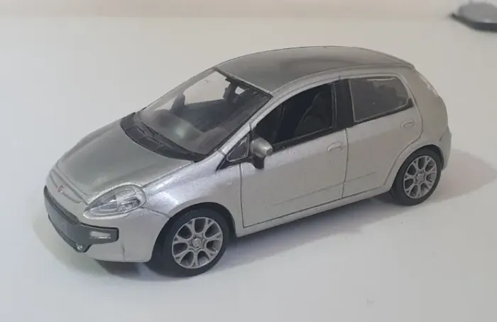 Miniatura Fiat Punto Norev 1:43