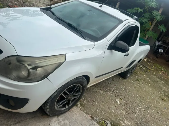 Chevrolet Montana LS 1.4 Econoflex 8V 2P 2013
