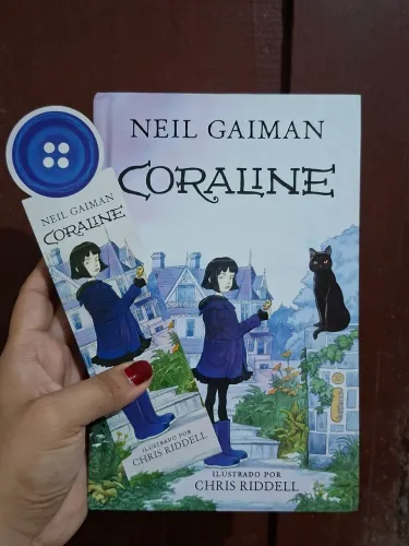 Livro Coraline [capa dura]