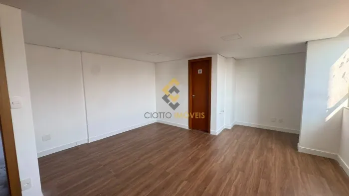 SALAS COMERCIAIS BAIRRO OURO PRETO