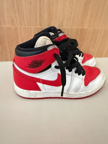 Tênis Air Jordan Infantil - Tamanho 28,5