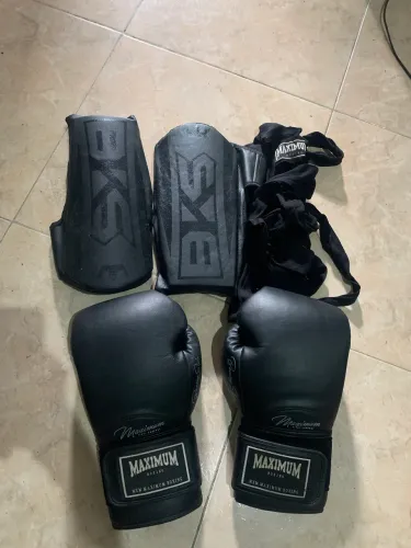 Kit para treino muay thai, luva 14oz, caneleira e bandagem ( kimura )