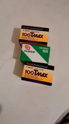 Filme fotográfico  kodak  e fuji