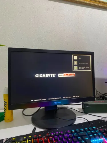Monitor Positivo Versa Color 19,5