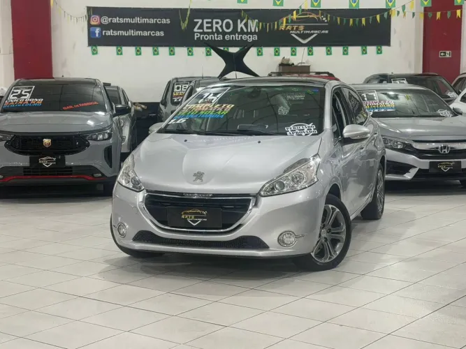 Peugeot 208 Griffe 1.6 Flex 16V 5P Aut. 2014