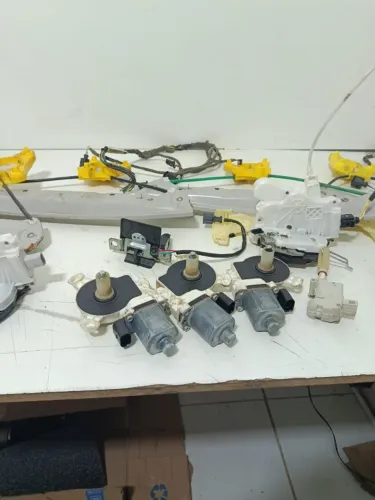 JOGO DE VIDROS ELETRICOS + FECHADURAS DO GOL G5/G6/G7/G8