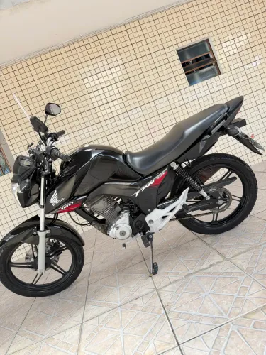 CG FAN 160 PRETO 2017/2018