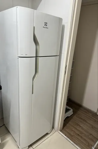 Geladeira Electrolux DC35A 260L Duplex