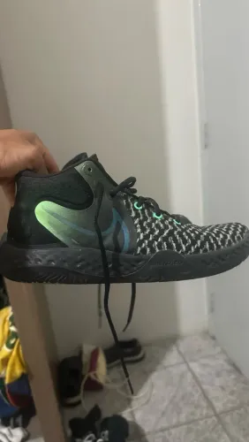 Nike KD Trey 5 VIII ?Black Illusion Green