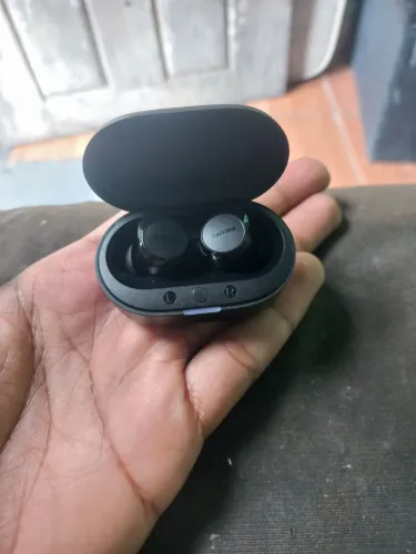 Vendo fone da Philips original 100$ sem carregador pra venda