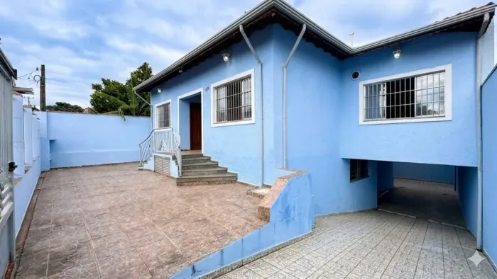 OPORTUNIDADE IMPERDÍVEL CASA ASSOBRADADA DISPONÍVEL PARA VENDA E LOCAÇÃO NO JAMBEIRO!