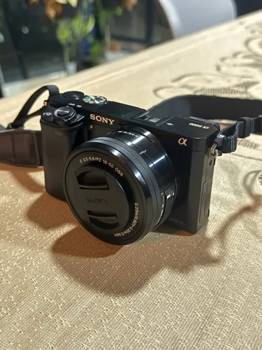 Sony A6000 + Lente 16-50