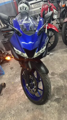 Yamaha YZF-R15 ABS 2024/2025 | Apenas 3.600 km