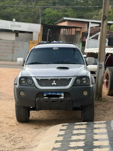 Mitsubishi L200 Outdoor HPE 2.5 4X4 CD T.dies. Mec. 2009