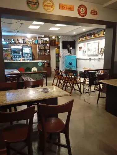 Vendo fundo de bar 