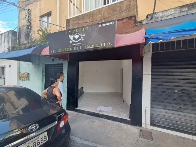 Aluga-se ponto comercial - Pernambués