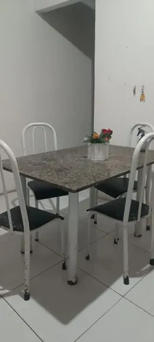 Mesa de mármore