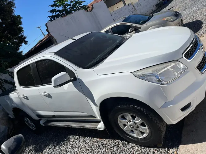 Chevrolet S10 Pick-up LT 2.8 TDI 4X2 CD Diesel AUT 2013