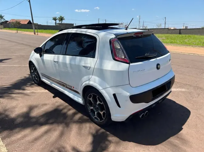 Fiat Punto T-jet 1.4 16V Turbo 5P 2014