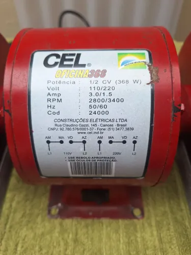 Esmeril CEL 1/2 CV semi novo fabricado no Brasil