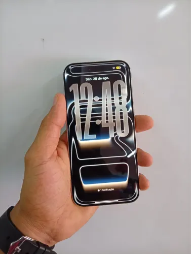 17 air muito novo na garantia