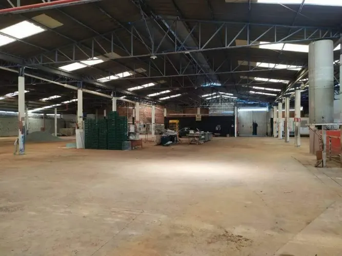 Galpão para aluguel, com área de 4672 m², 10 vagas, Distrito Industrial do Jatobá - Belo H