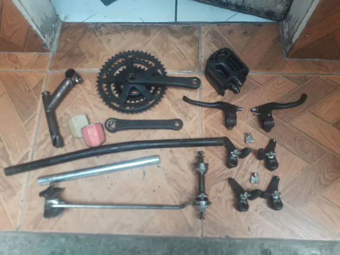 TUDO JUNTO POR 70...0BS SÓ VENDO TUDO JUNTO