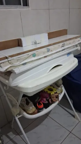 Mine berço mas banheira mas bolsa de menina