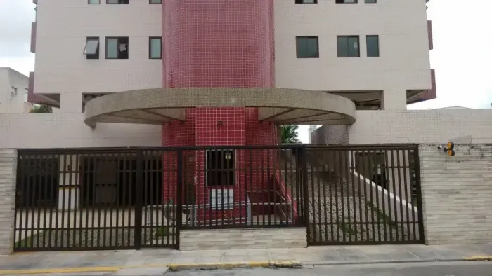 Apartamento à venda no EDIFICIO PRAÇA DOS EUCALIPTOS, MADALENA, Recife, PE