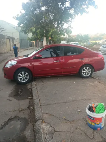 Nissan Versa SL 1.6 16V Flex Fuel 4P Mec. 2013