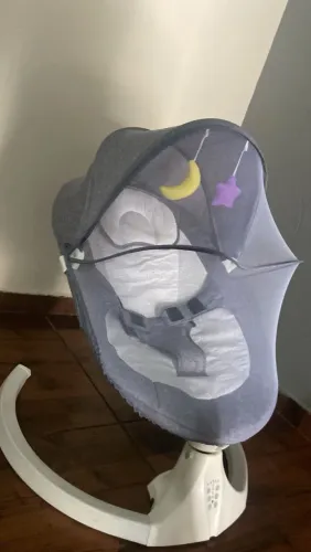 CADEIRA DE BALANÇO BEBE NOVA
