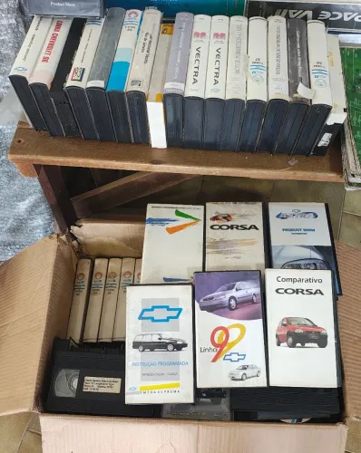 Fitas VHS e catálogos Chevrolet Omega Corsa vectra