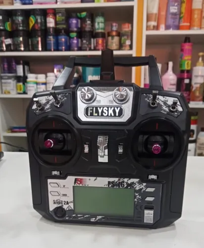 FLYSKY FS-i6X - SISTEMA DE RÁDIO CONTROLE DIGITAL PROPORCIONAL