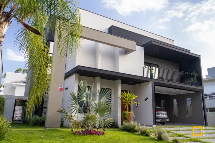 Casa à venda no Condomínio Horse Club, Vargem Pequena, 3 suítes