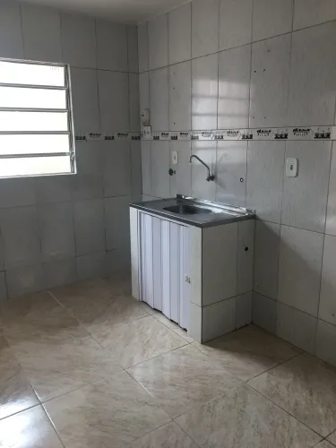 Alugo casa pequena no Antares próximo ao mix Mateus