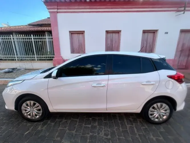Toyota Yaris XL 1.5 Flex 16V 5P Aut. 2023