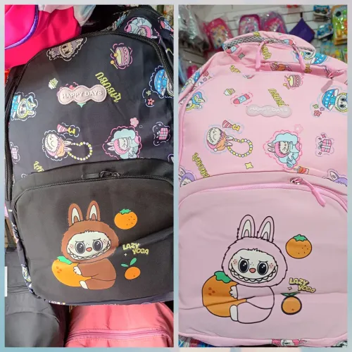 Mochila juvenil. Personagem: Labubu. Fazemos entrega 