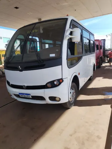 Vende -se Microônibus piccolino 