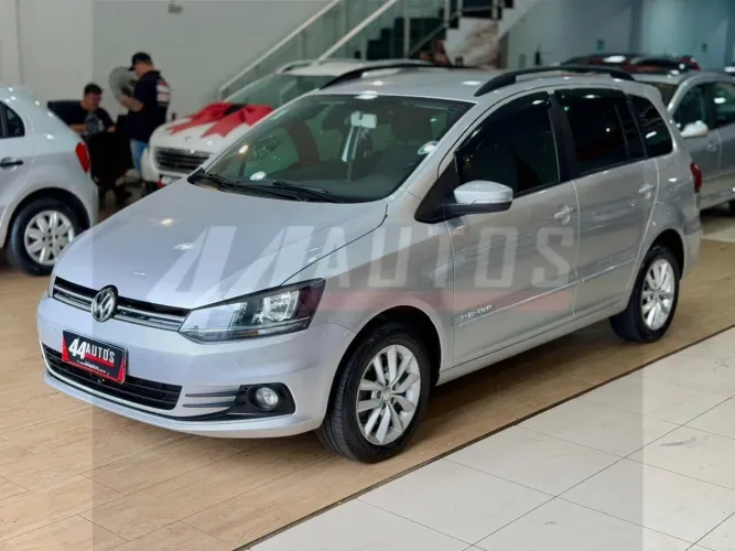 Volkswagen Spacefox Comf. I Motion 1.6 Flex 8V 5P 2015