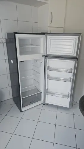 Geladeira Refrigerador HQ Defrost 230 Litros HQ-230RDFS