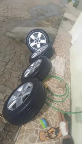 Pneu