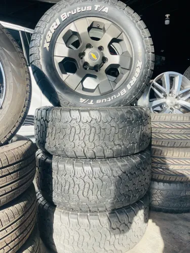Rodas s10 Ltz aro 17 original com pneus xbri brutos