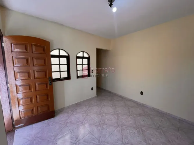 CASA COM EDÍCULA PARA VENDA E LOCAÇÃO NO BAIRRO VILA MARINGÁ - JUNDIAÍ/SP