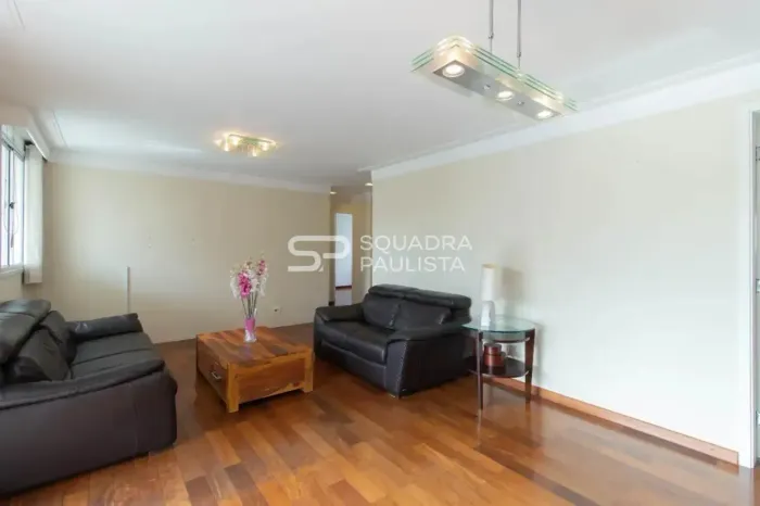 APARTAMENTO À VENDA EM MOEMA | 143 m² | 4 QUARTOS | 3 SUÍTES | 2 VAGAS | VARANDA GOURMET